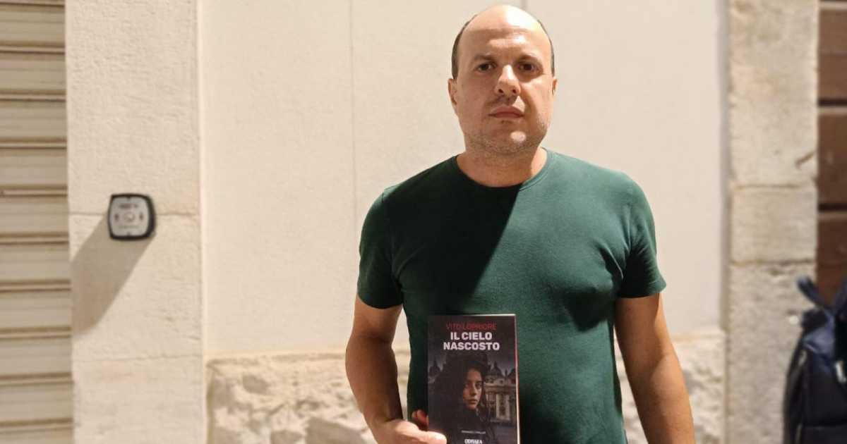 Vito Lopriore: �Scrivo gialli, ma i miei punti di riferimento sono i grandi autori classici�